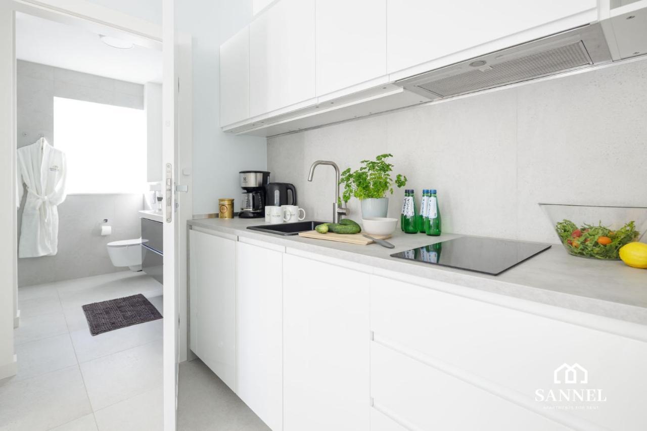 Apartament Artsea Z Basenem Calorocznym -Pobierowo Baltic Apartments-Sannel Apartments For Rent Exteriör bild